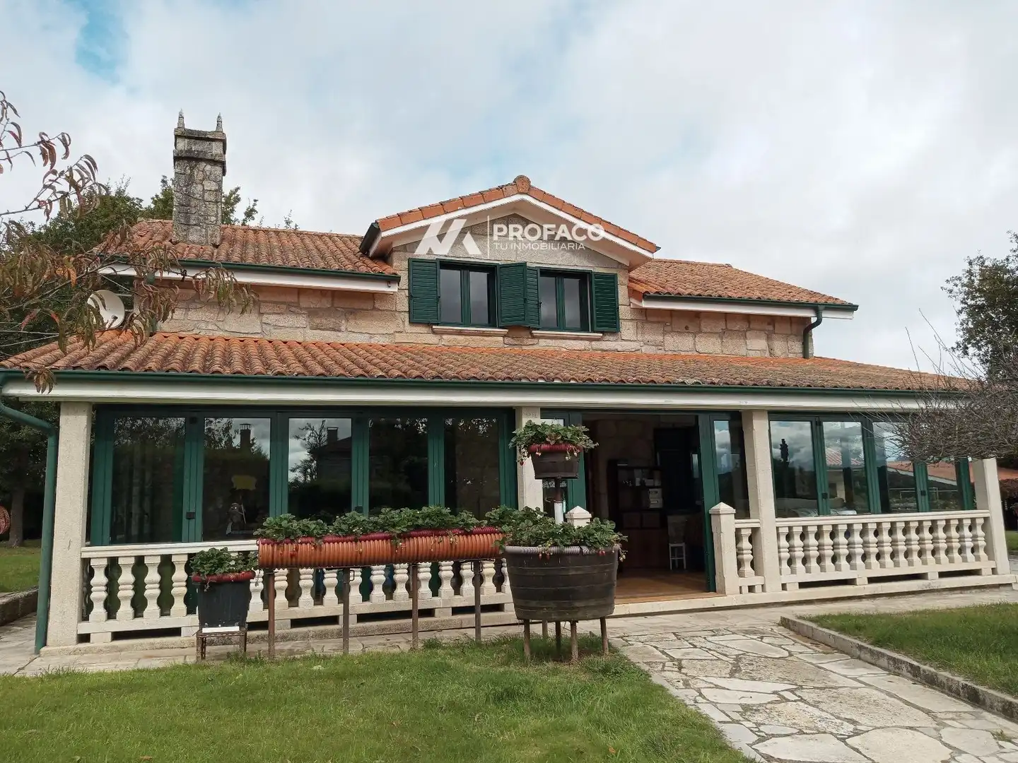 Chalet con terraza en venta en Banga, imagen 3