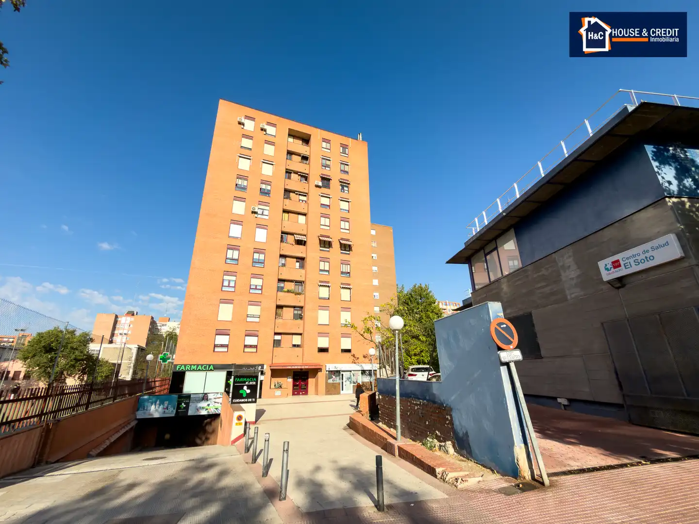 Vista exterior de Piso en venta en Móstoles con Calefacción, Parquet y Terraza