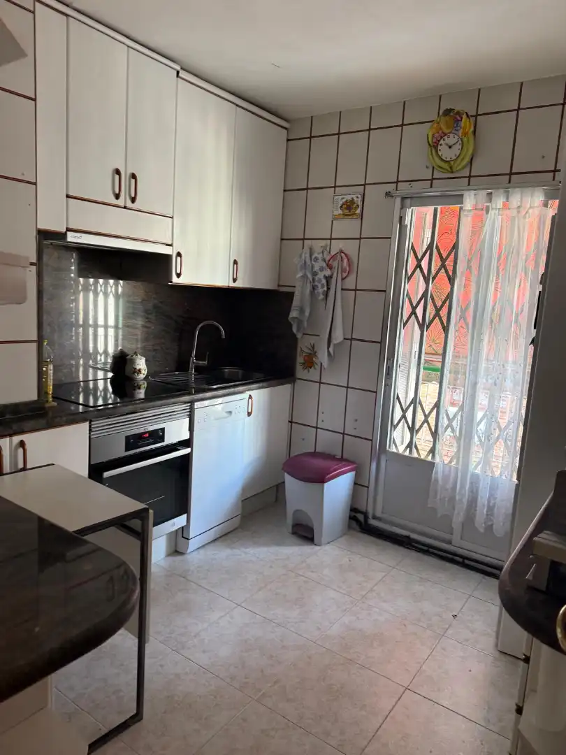 Cocina de Piso en venta en Madrid con Calefacción