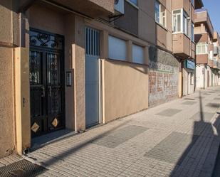 Vista exterior de Pis en venda en Salamanca Capital