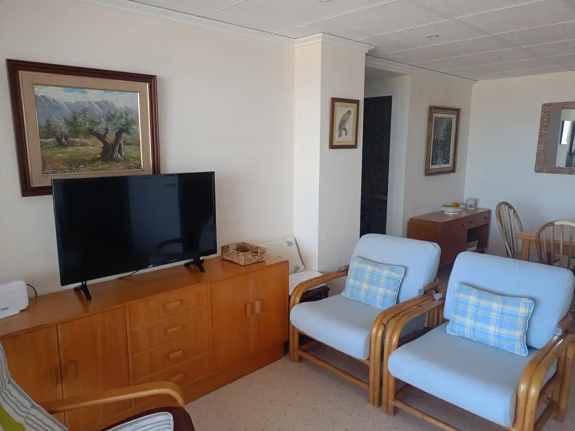 Sala d'estar de Apartament de lloguer en Gandia amb Aire condicionat, Terrassa i Moblat