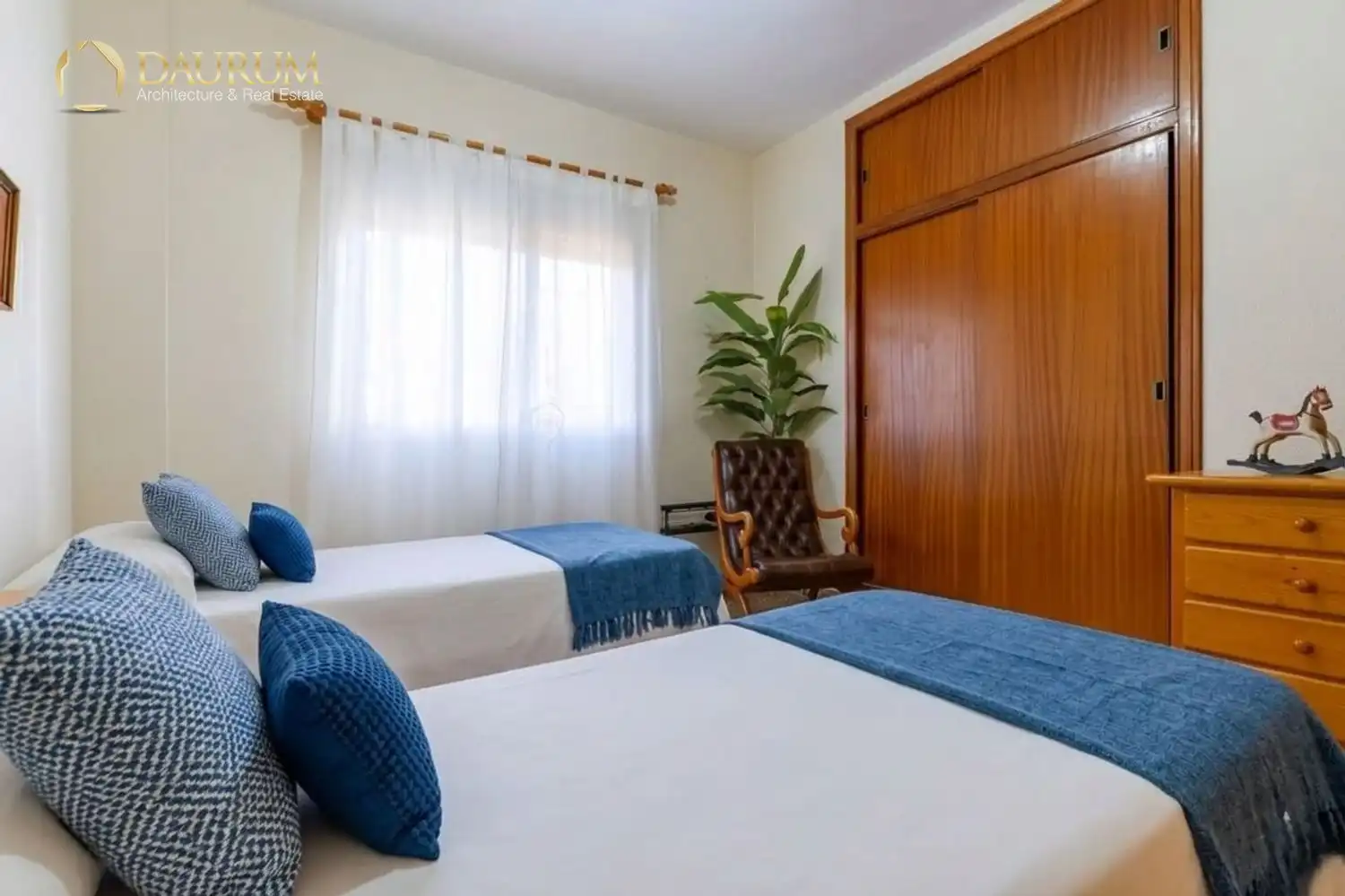 Habitación de Casa o chalet en venta en Paterna con Aire acondicionado, Calefacción y Terraza