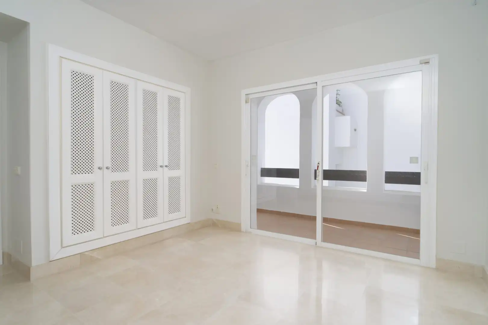 Apartment mit Pool zum Verkauf in Nueva Andalucía, imagen 14