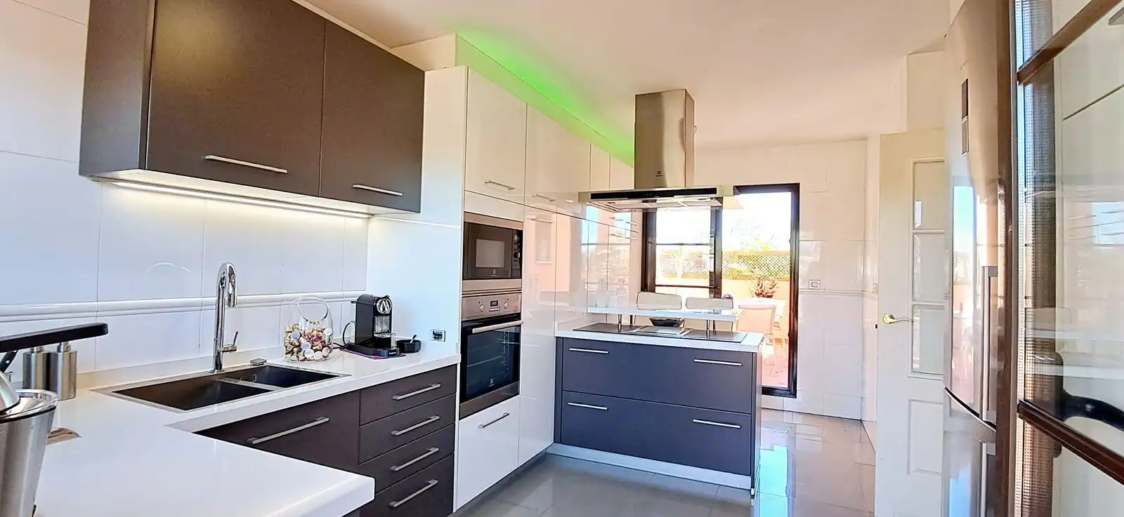 Kitchen of Duplexes for sale in Estepona  with Air Conditioner, Terrace and Storage room