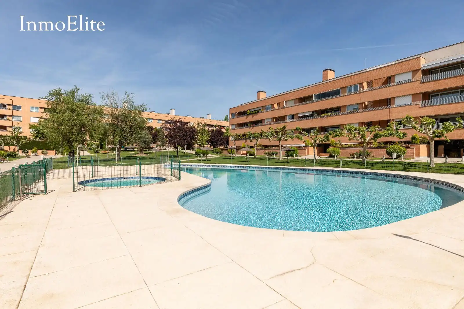 Vista exterior de Piso en venta en Pozuelo de Alarcón con Aire acondicionado, Calefacción y Parquet