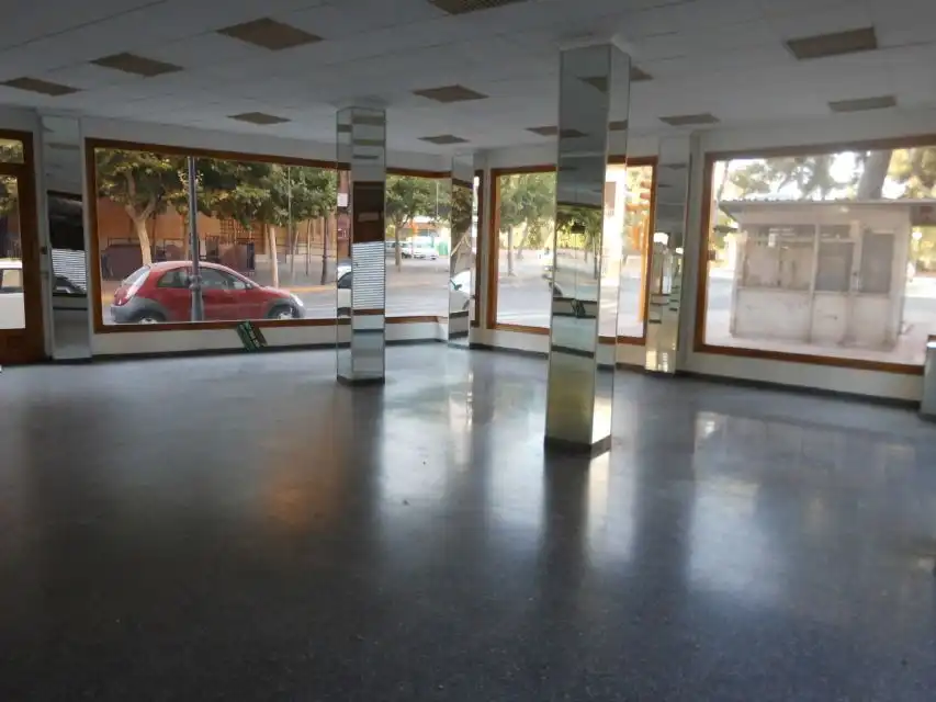 Local commercial à louer à Almansa, imagen 3