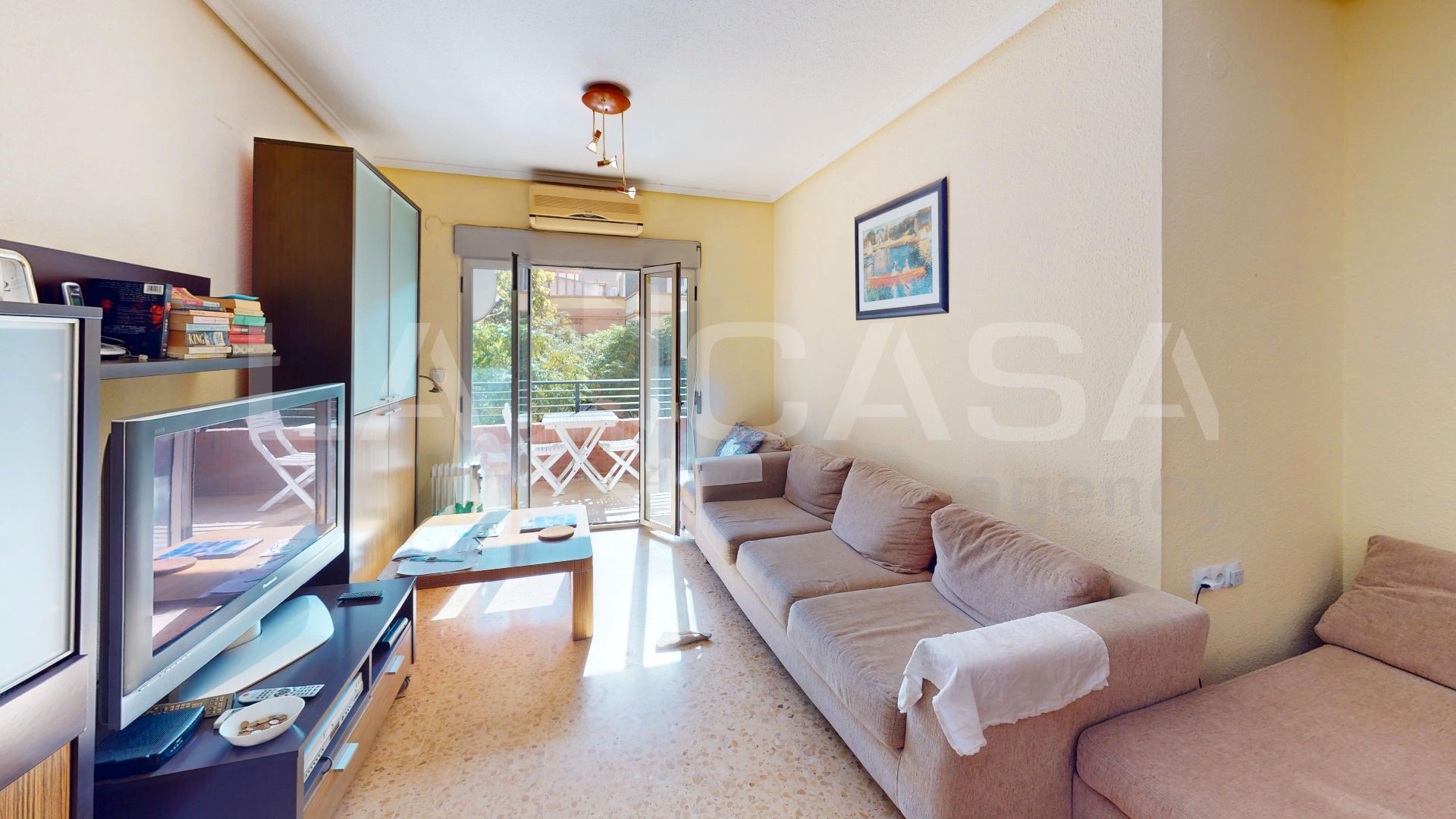Living room of Flat for sale in  Valencia Capital  with Air Conditioner, Furnished and Balcony