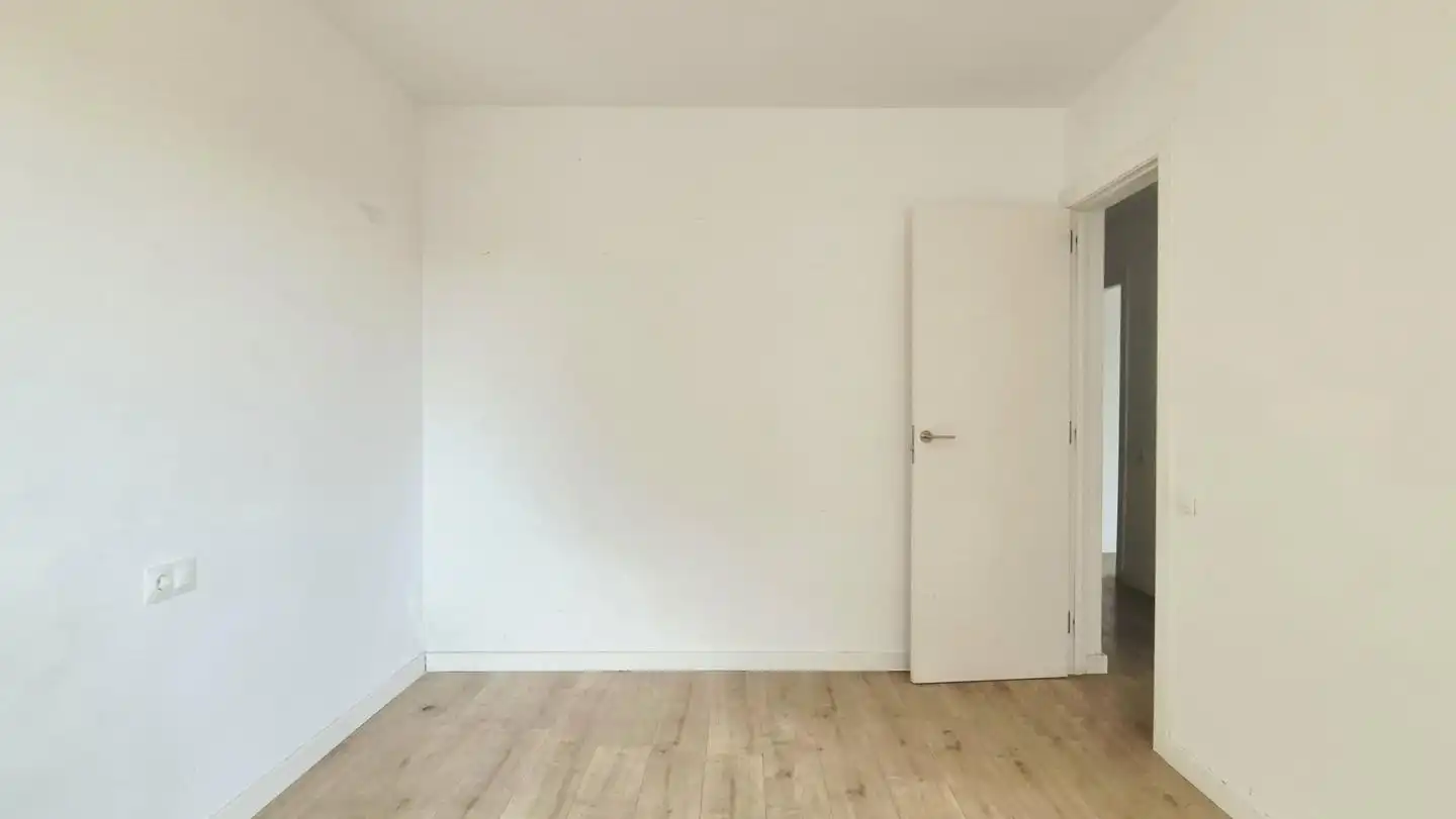Bedroom of Flat for sale in Terrassa  with Parquet flooring and Alarm