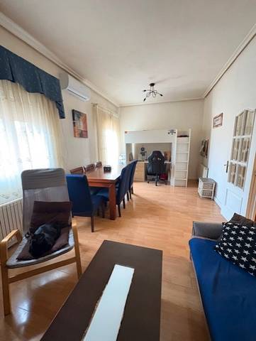 Piso en Venta en Calle Ferrocarril en Caño Argales