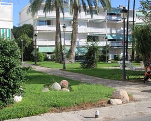 Vista exterior de Pis en venda en Cambrils amb Aire condicionat i Balcó