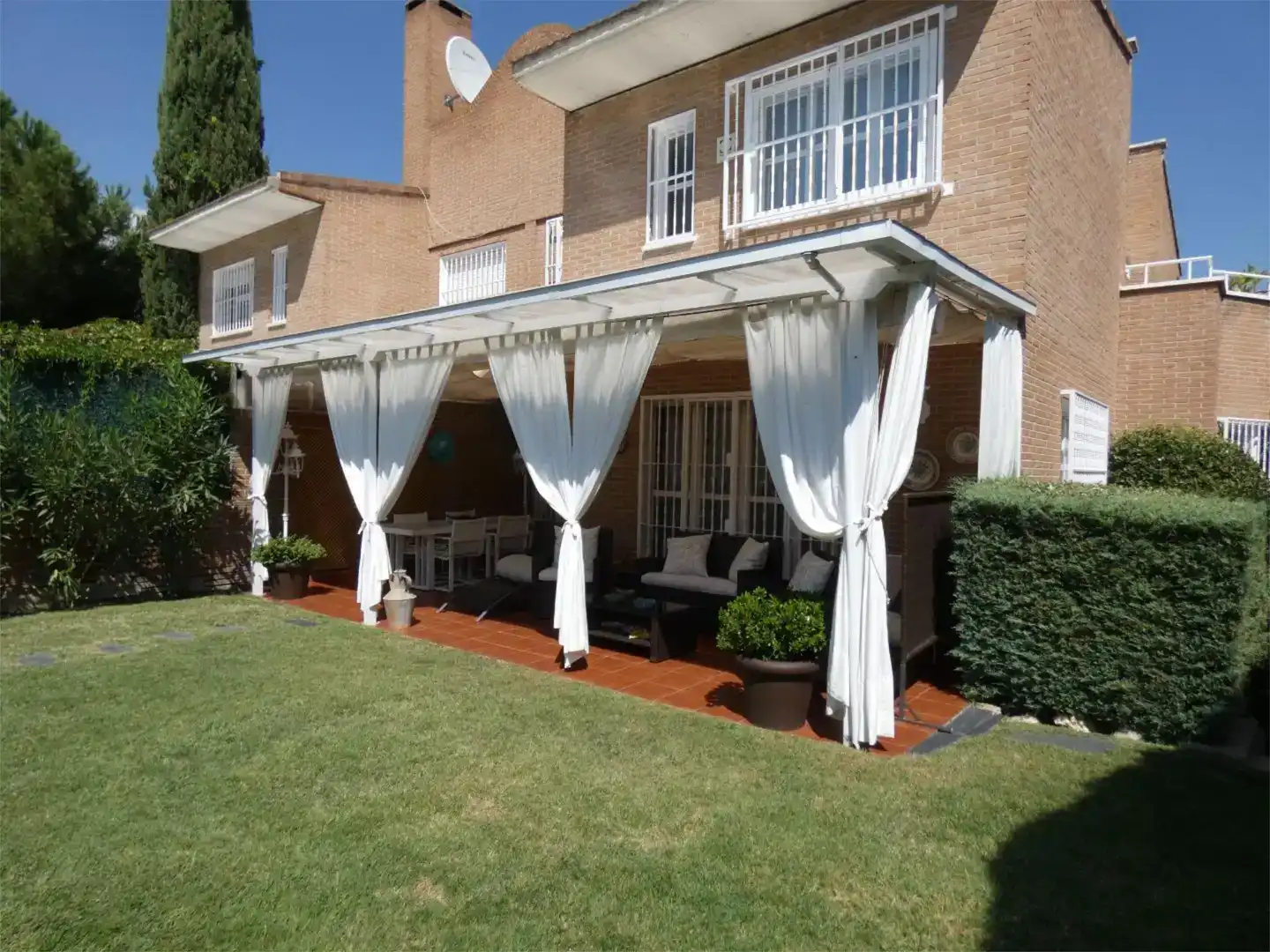 Terrassa de Casa o xalet en venda en Pozuelo de Alarcón amb Piscina