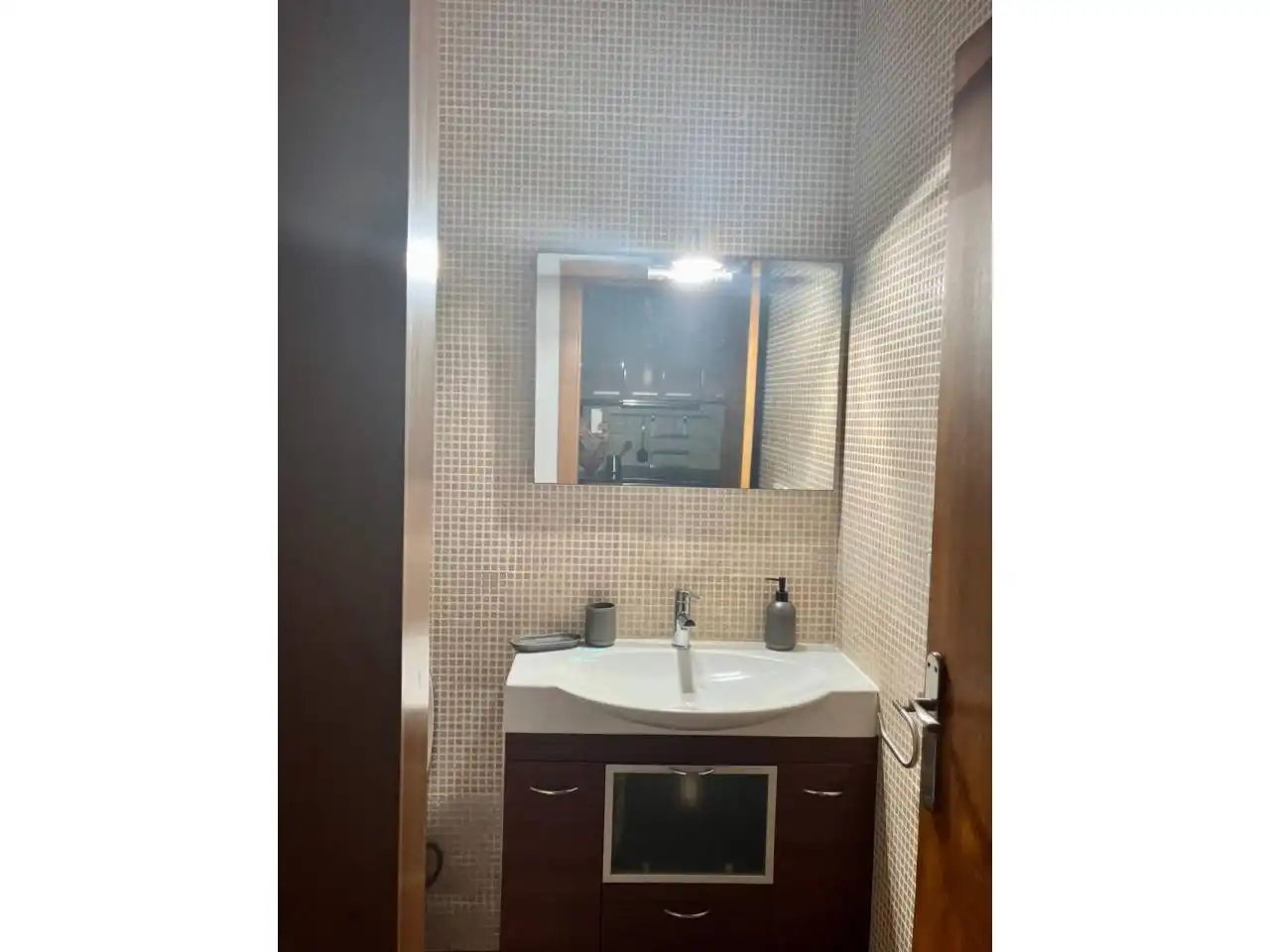 Badezimmer von Wohnung zur Miete in Barcelona mit Klimaanlage, Heizung und Privatgarten