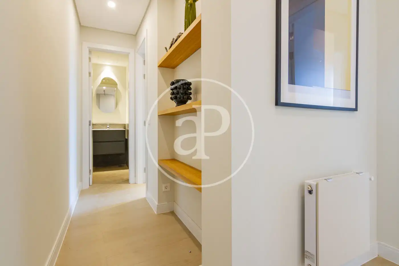 Flat for rent in C. de San Bernardo, Universidad - Malasaña