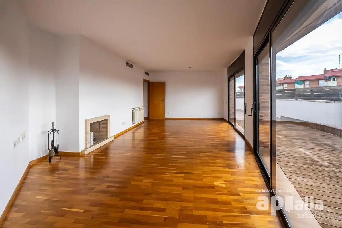 Sala d'estar de Àtic en venda en Centre - Sant Oleguer