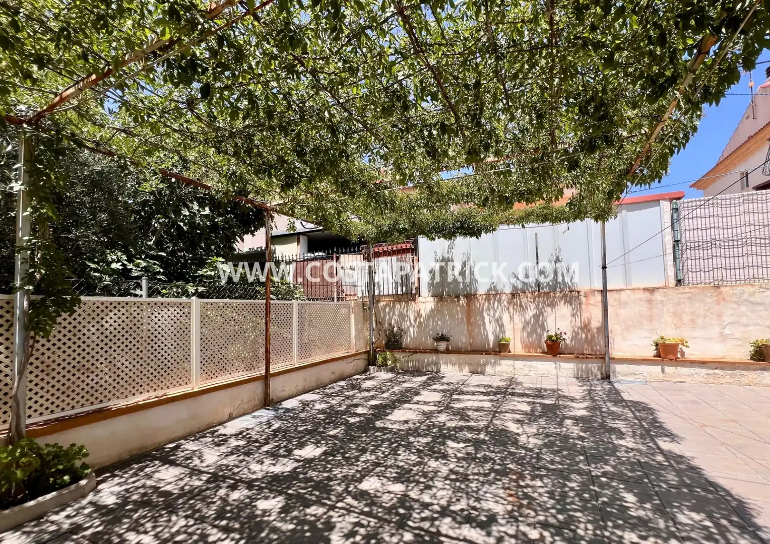 Terrasse von Einfamilien-Reihenhaus zur Miete in Los Alcázares mit Klimaanlage, Möbliert und Ofen