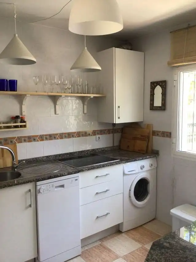 Cuina de Casa adosada en venda en Chipiona amb Traster