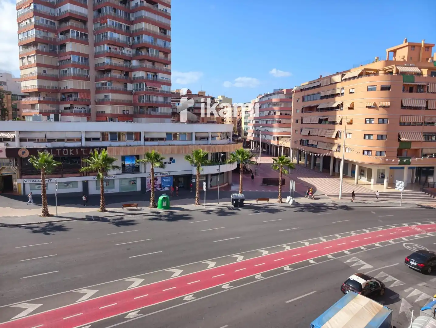 Vista exterior de Piso en venta en Benidorm con Terraza y Amueblado