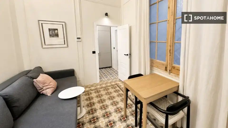 Flat to rent in Eixample, imagen 2