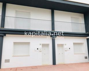 Vista exterior de Casa adosada en venda en Cerdà amb Aire condicionat, Traster i Balcó