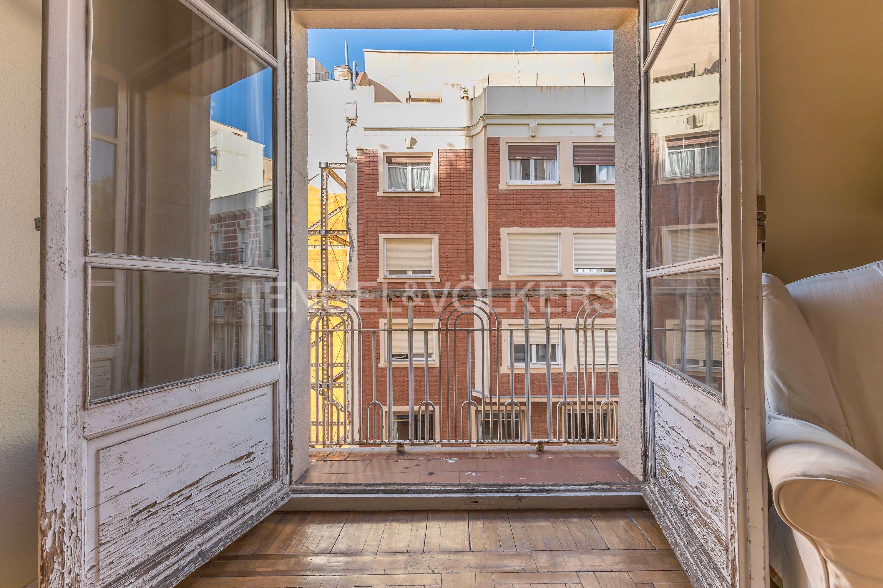 Exterior view of Flat for sale in  Madrid Capital  with Air Conditioner, Heating and Parquet flooring