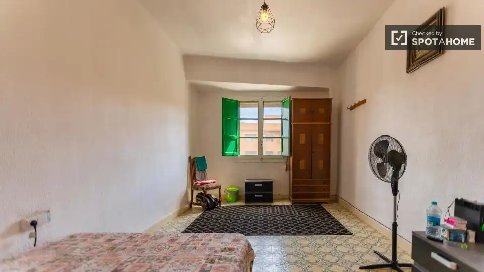 Room in Centro - Casco antiguo