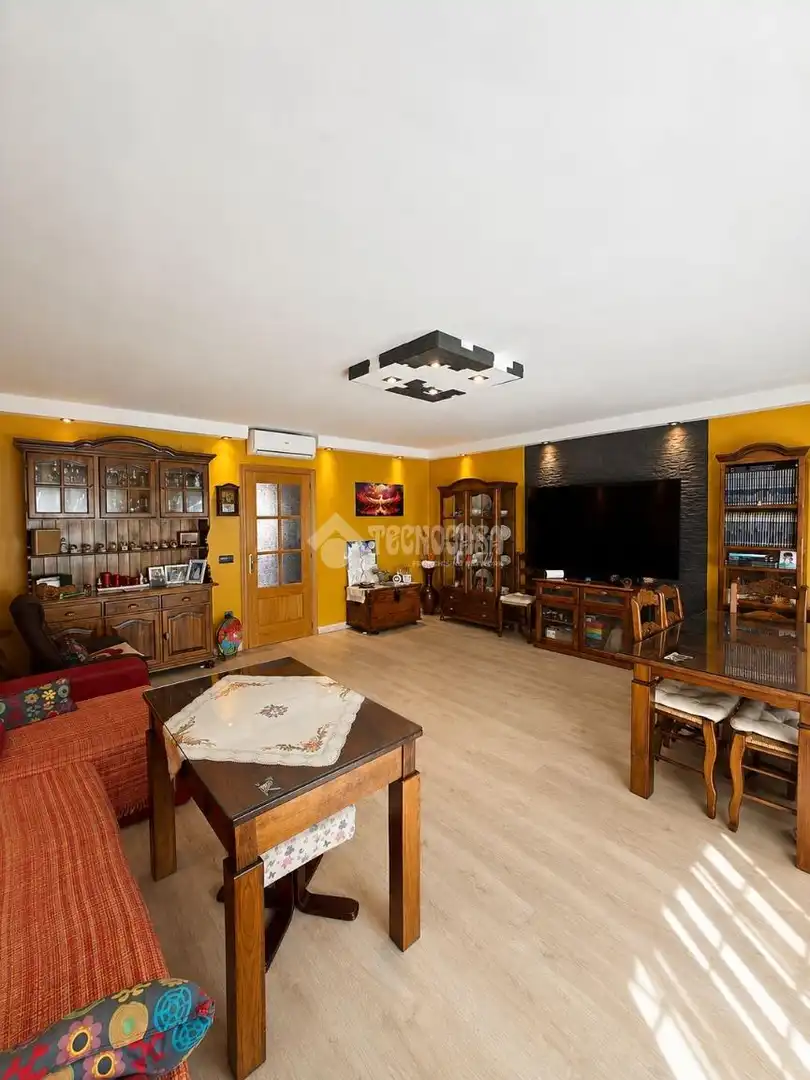 Casa aparellada amb piscina en venda a Altos del Olivar - El Caracol, imagen 7
