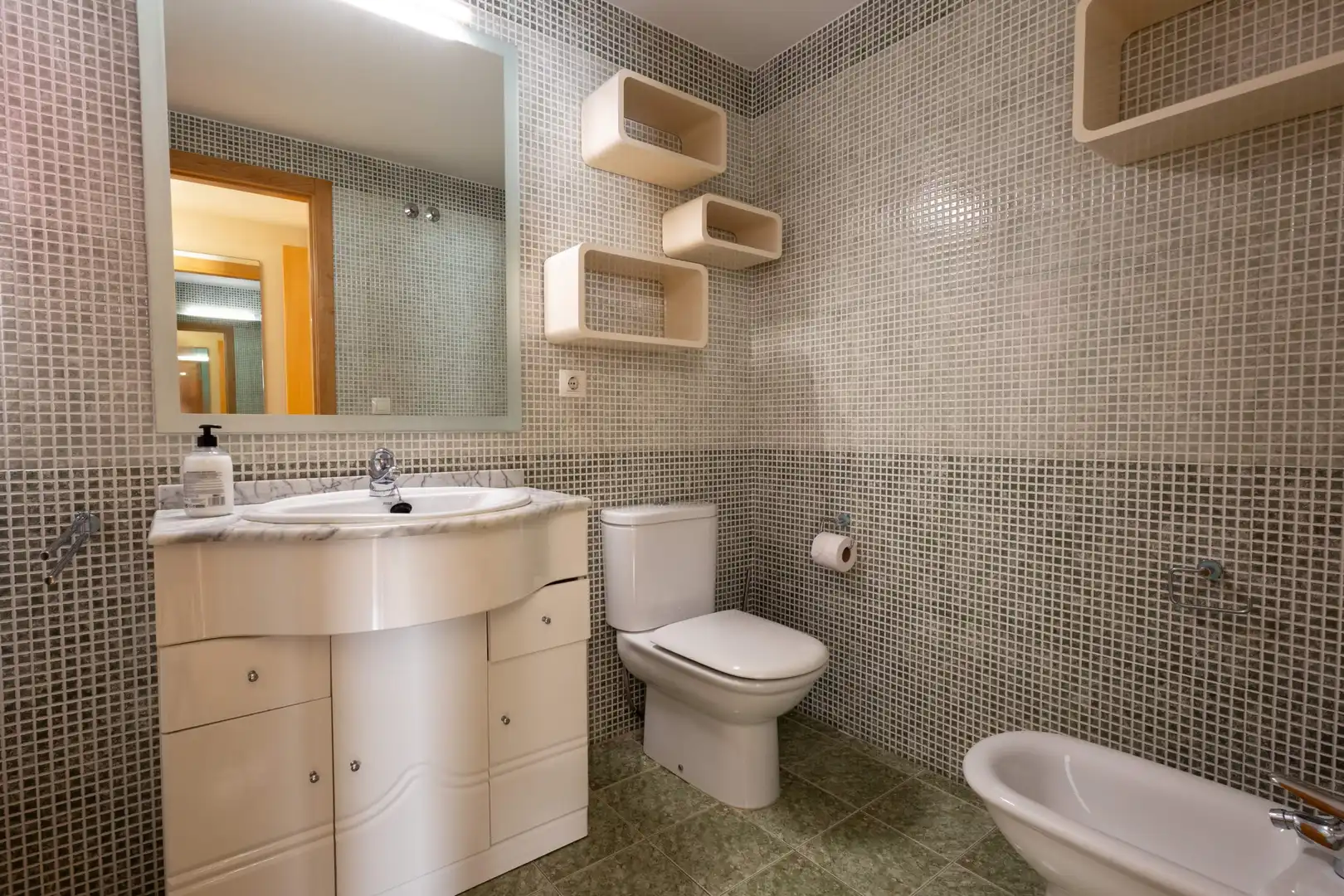 Baño de Piso en venta en El Real de Gandia