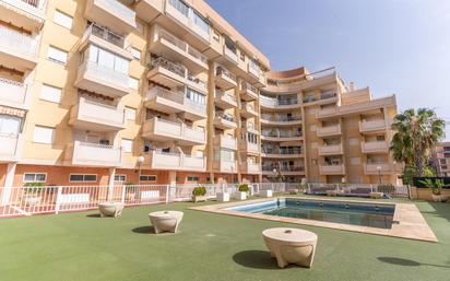 Vista exterior de Apartament en venda en Roquetas de Mar amb Terrassa