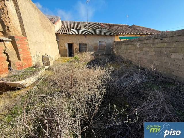 Casa-chalet en Venta en Calle Doctor Alej Fleming, 4 en Valdunquillo