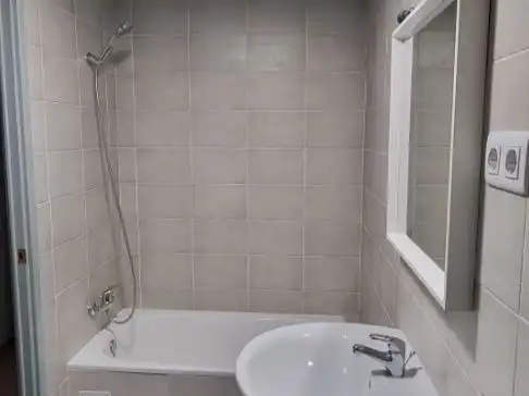 Badezimmer von Lagerraum zum Verkauf in Vilafranca del Penedès
