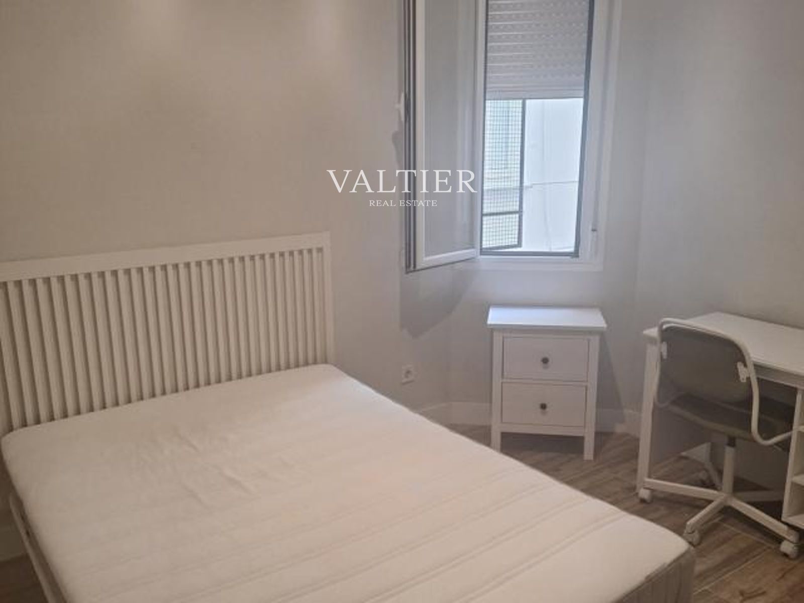 Bedroom of Flat for rent in  Madrid Capital  with Heating and Furnished
