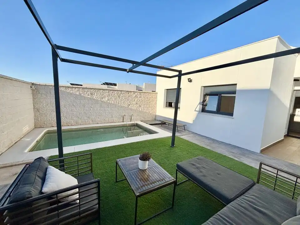 Terraza de Casa adosada en venta en Olías del Rey con Aire acondicionado, Calefacción y Piscina
