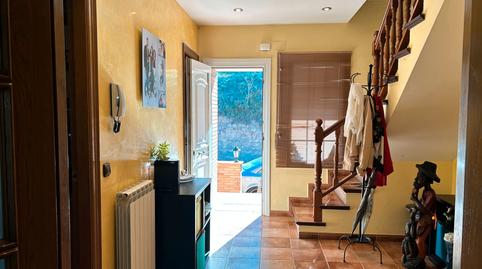 Foto 3 de Casa adosada en venda a Carrer Raval, Avinyó, Barcelona