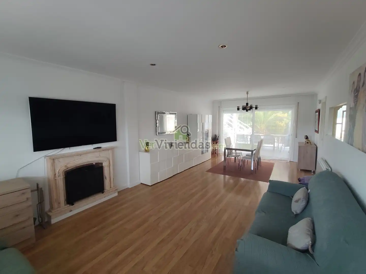 Sala de estar de Casa o chalet en venta en Begues con Calefacción, Jardín privado y Parquet