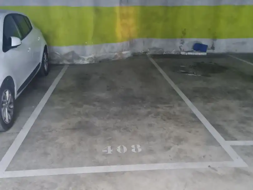 Parkplatz von Garage zur Miete in San Sebastián de los Reyes mit Alarm