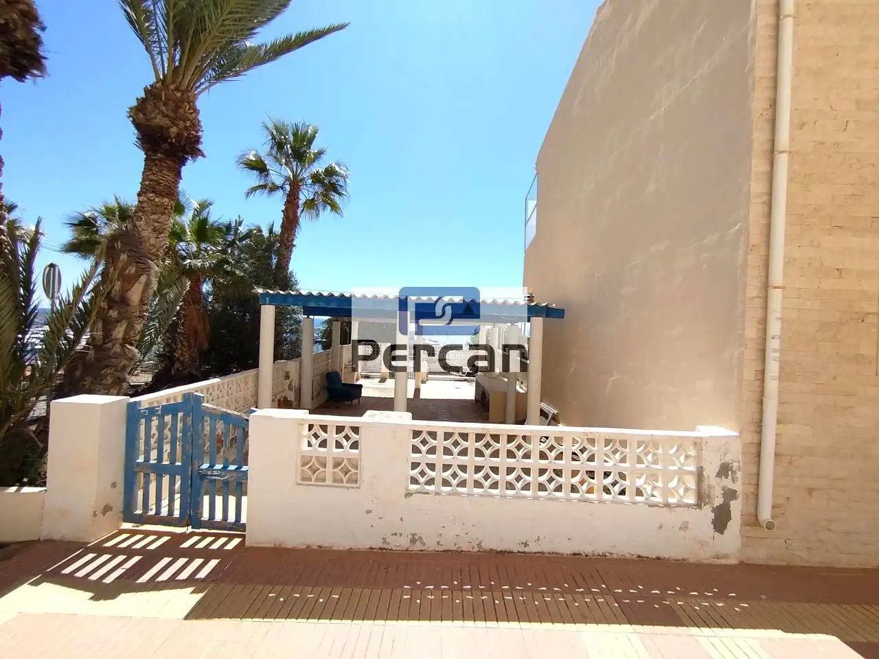 Vista exterior de Residencial en venta en El Campello