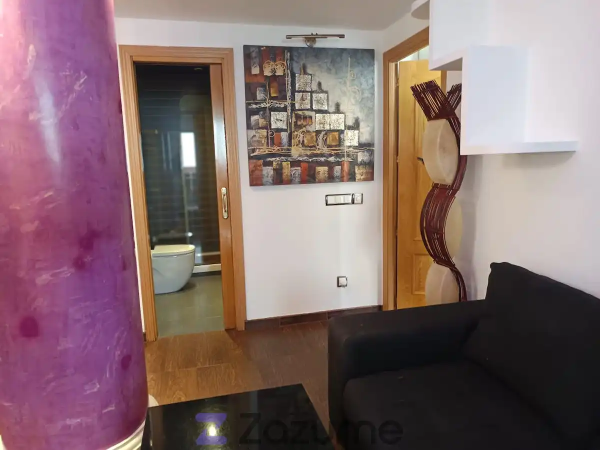 Living room of Flat for rent in Madrid  with Air Conditioner, Heating and Parquet flooring