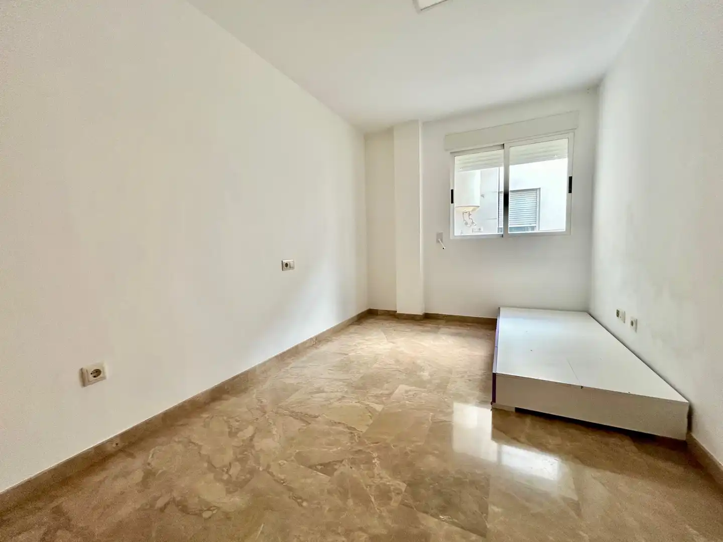 Appartamento con terrazza in affitto a Vilamarxant, imagen 7