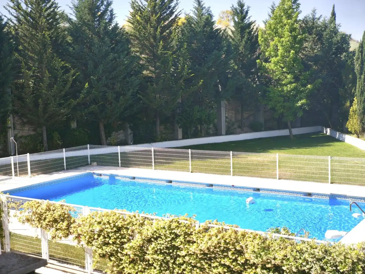 Piscina de Pis en venda en Ontígola amb Aire condicionat, Calefacció i Jardí privat