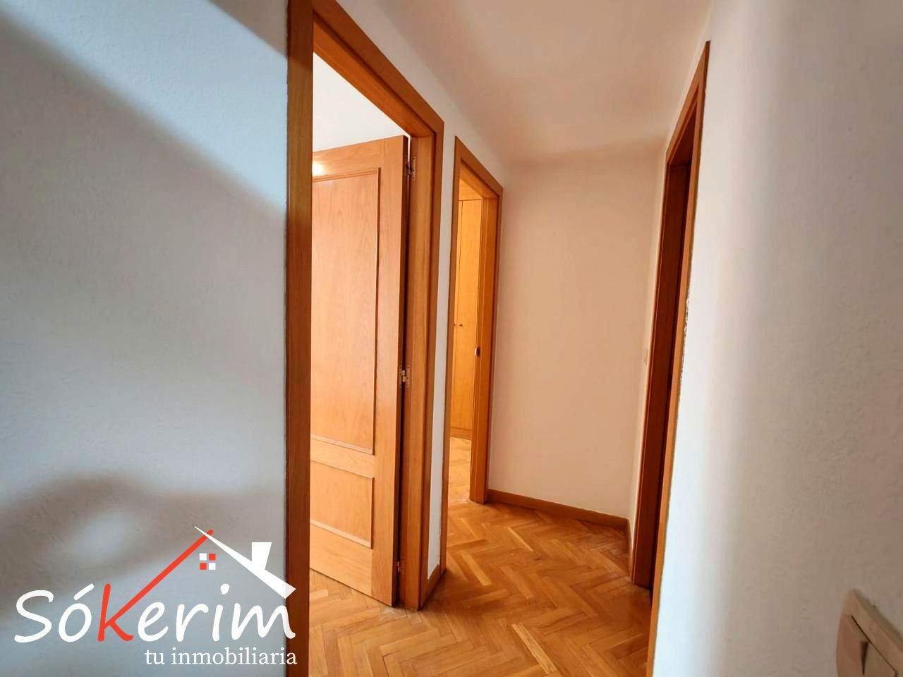 Flat for sale in  Madrid Capital  with Parquet flooring, Storage room and Oven