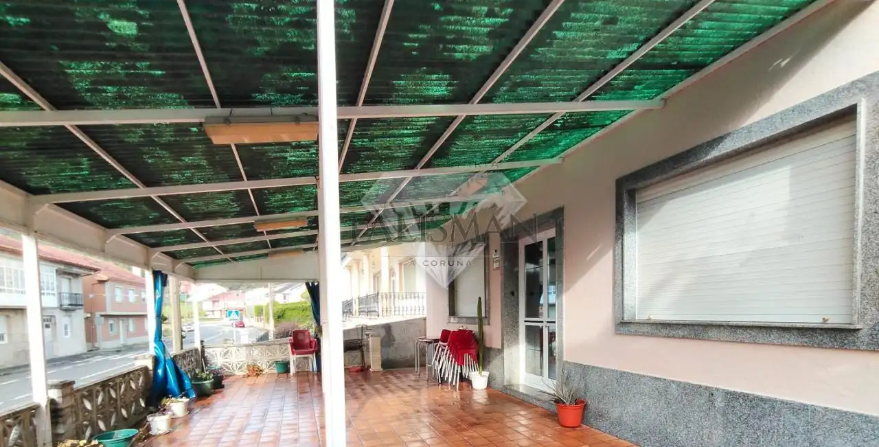 Terraza de Casa adosada en venta en Noia con Calefacción, Jardín privado y Terraza