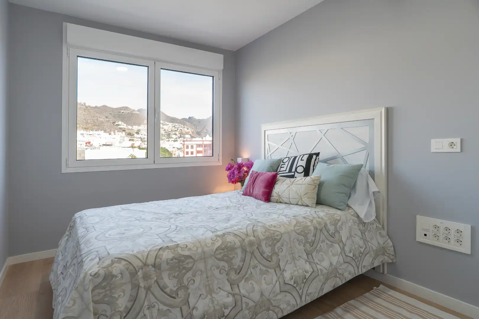 Bedroom of Flat for rent in Santa Cruz de Tenerife  with Furnished, Oven and Washing machine