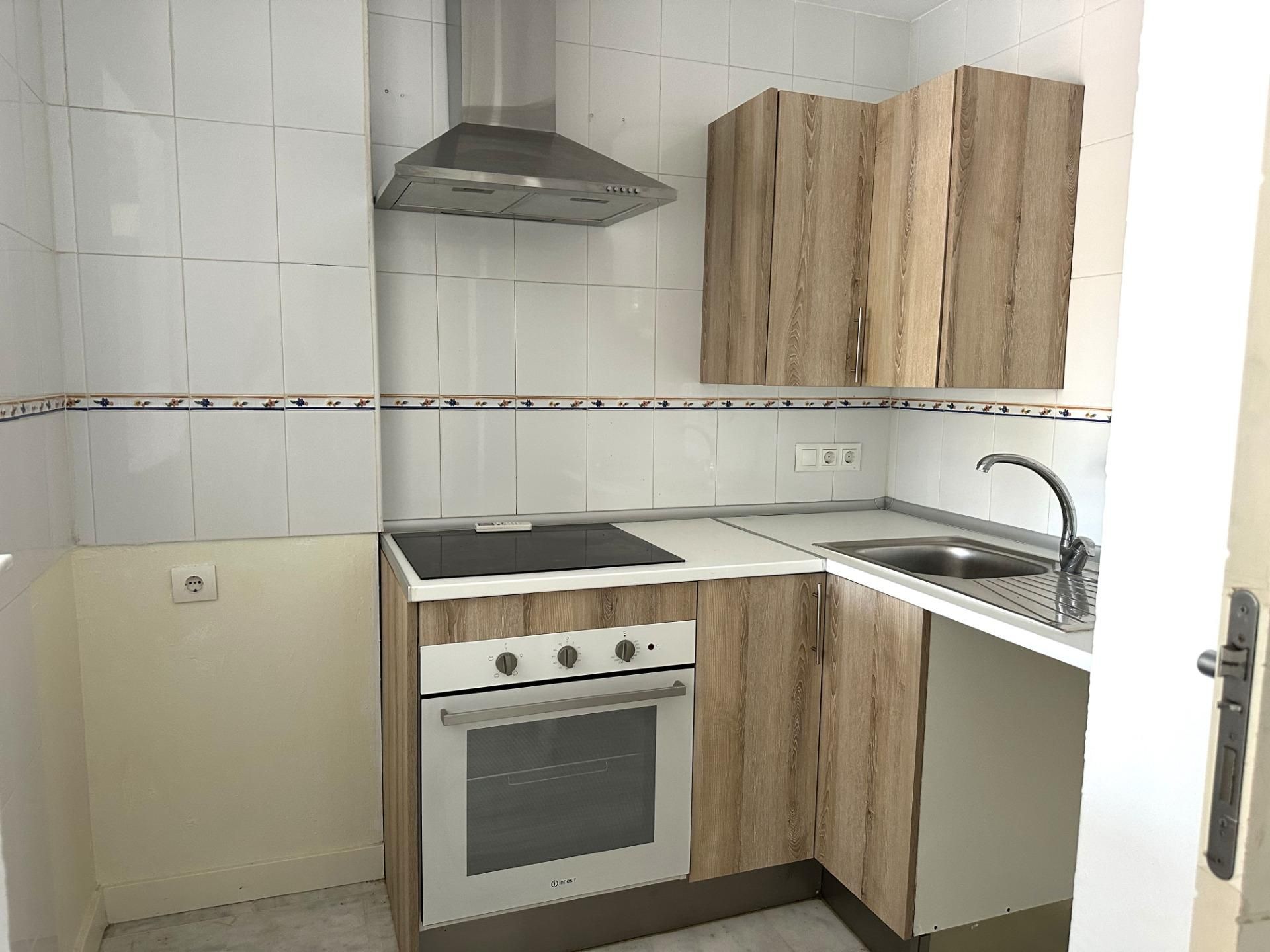 Kitchen of Flat for sale in  Sevilla Capital