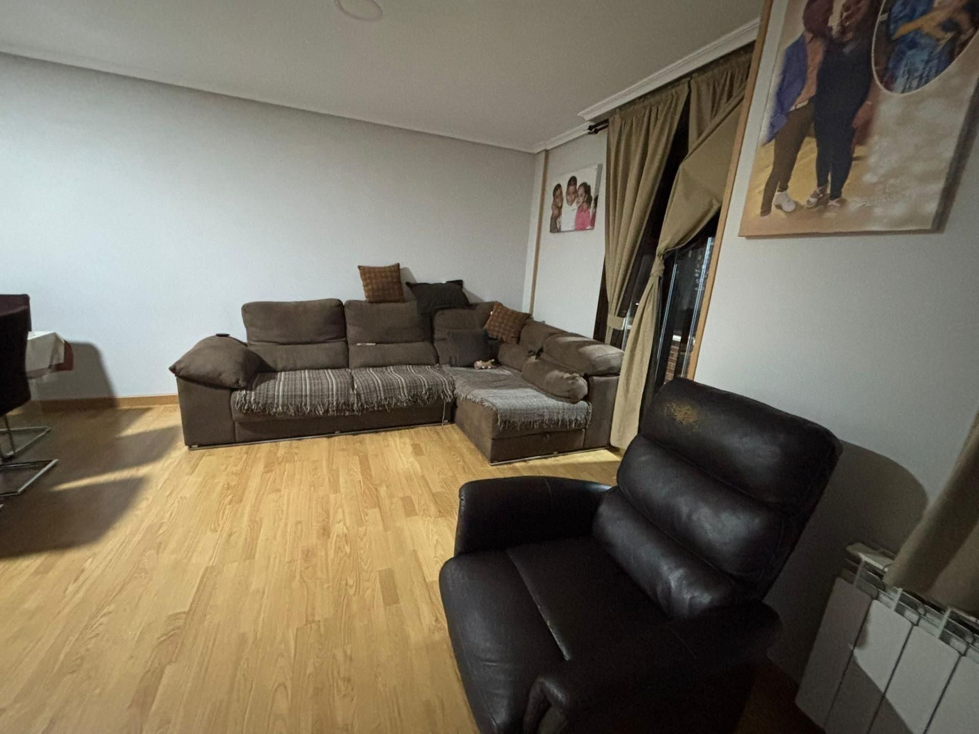 Sala d'estar de Pis en venda en Seseña amb Aire condicionat, Calefacció i Jardí privat