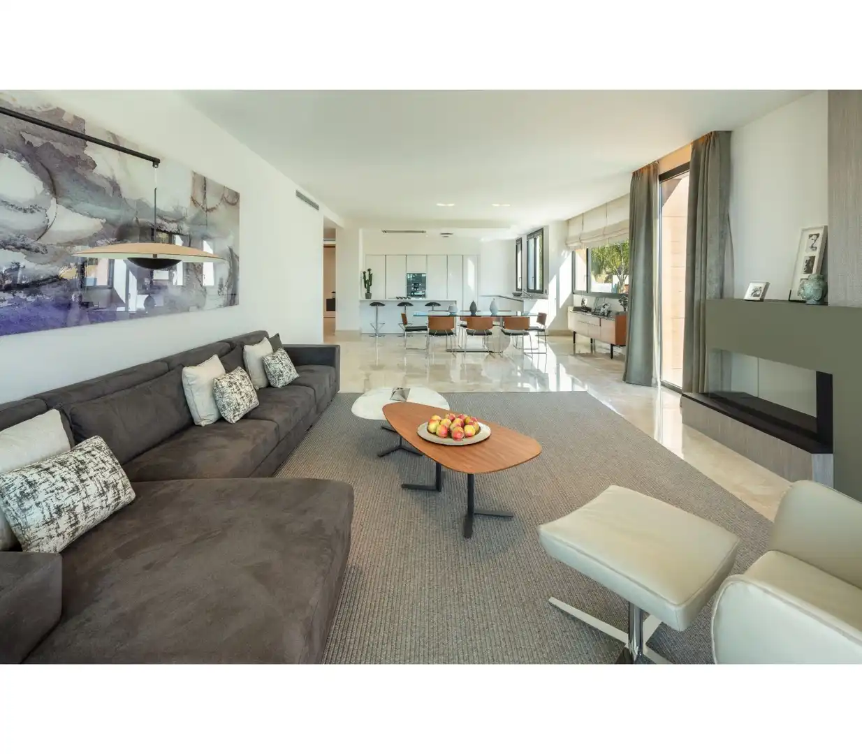 Apartment with pool for sale in Marbella Centro, imagen 3