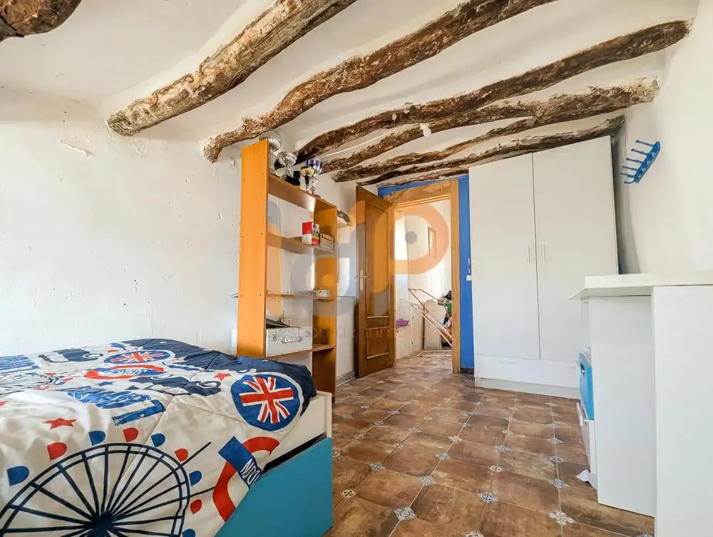 Casa o xalet en venda en Urrácal