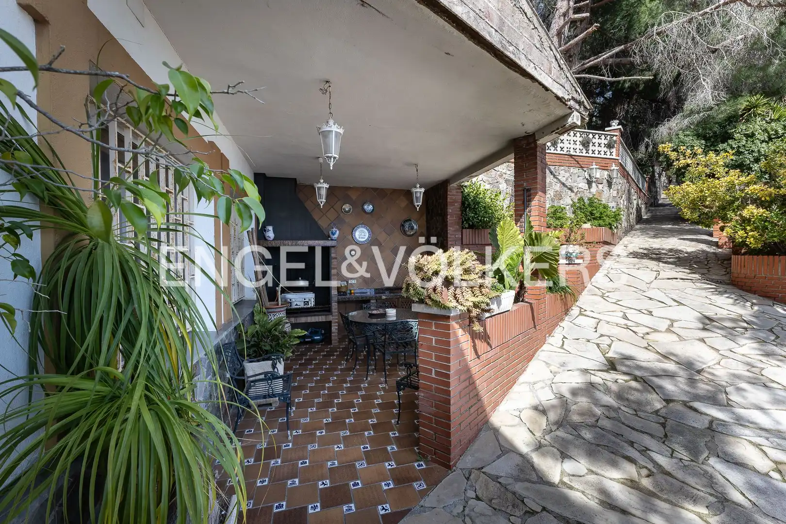 Außenansicht von Country house zum Verkauf in Barcelona mit Heizung, Parkett und Terrasse