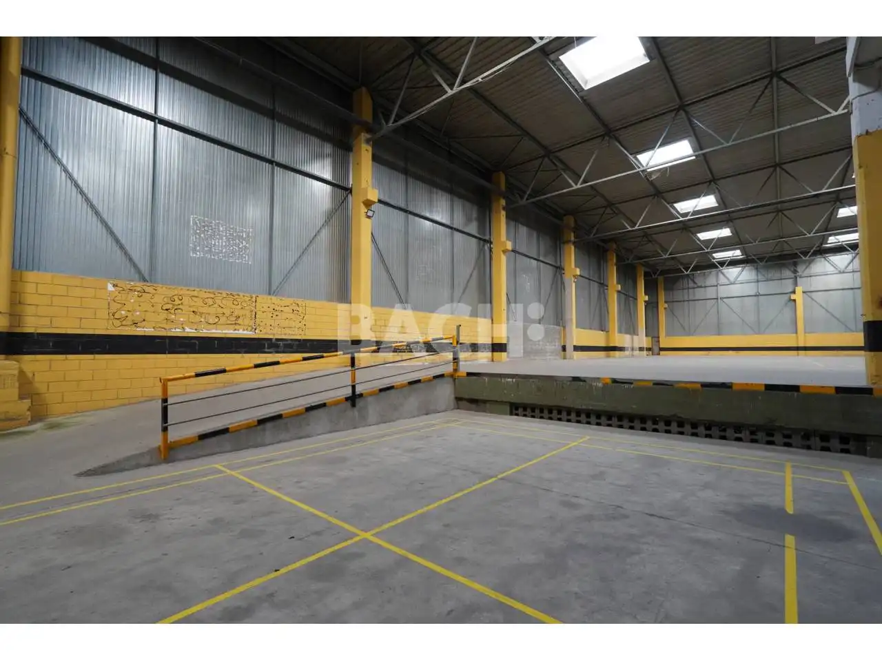 Nau industrial de lloguer a Calle Perot Rocaguinarda, imagen 6