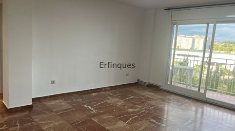 Foto 2 de Pis en venda a Carrer de Xúquer, Xúquer, Terrassa