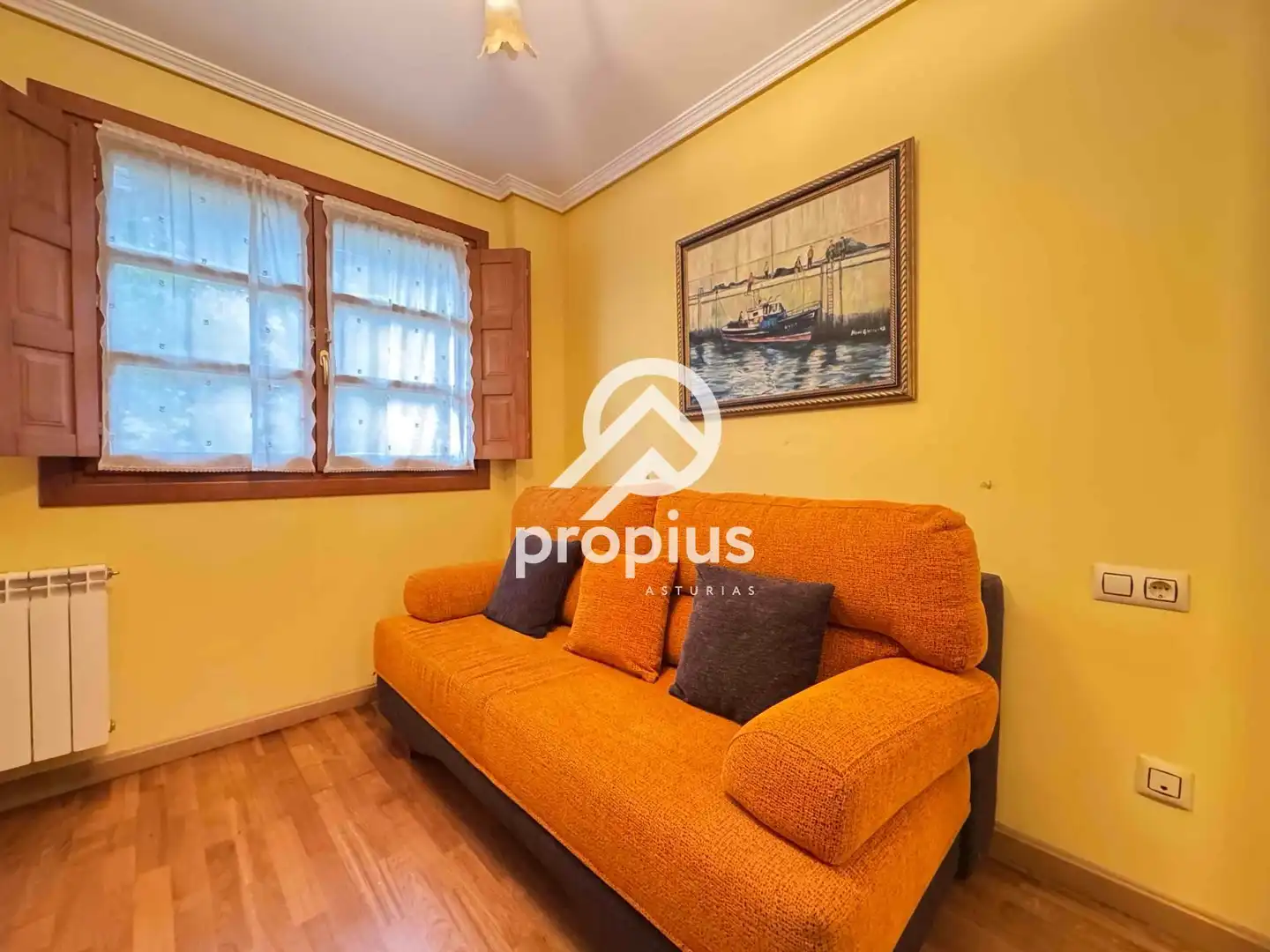Habitación de Piso en venta en Llanes con Calefacción, Parquet y Trastero